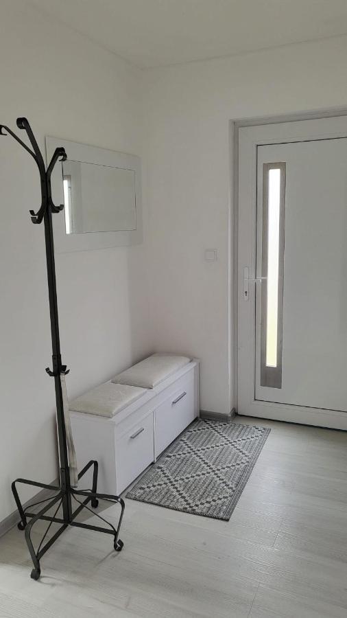Apartman S Bazenem A Saunou Kadaň Eksteriør bilde